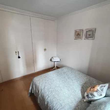 En